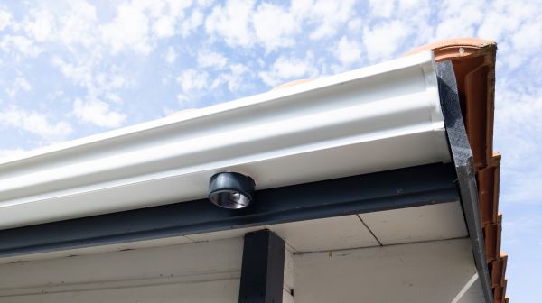 Seamless Gutters Installation in Clayton