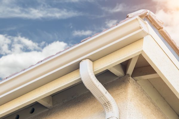 Seamless Gutter Replacement in Clayton